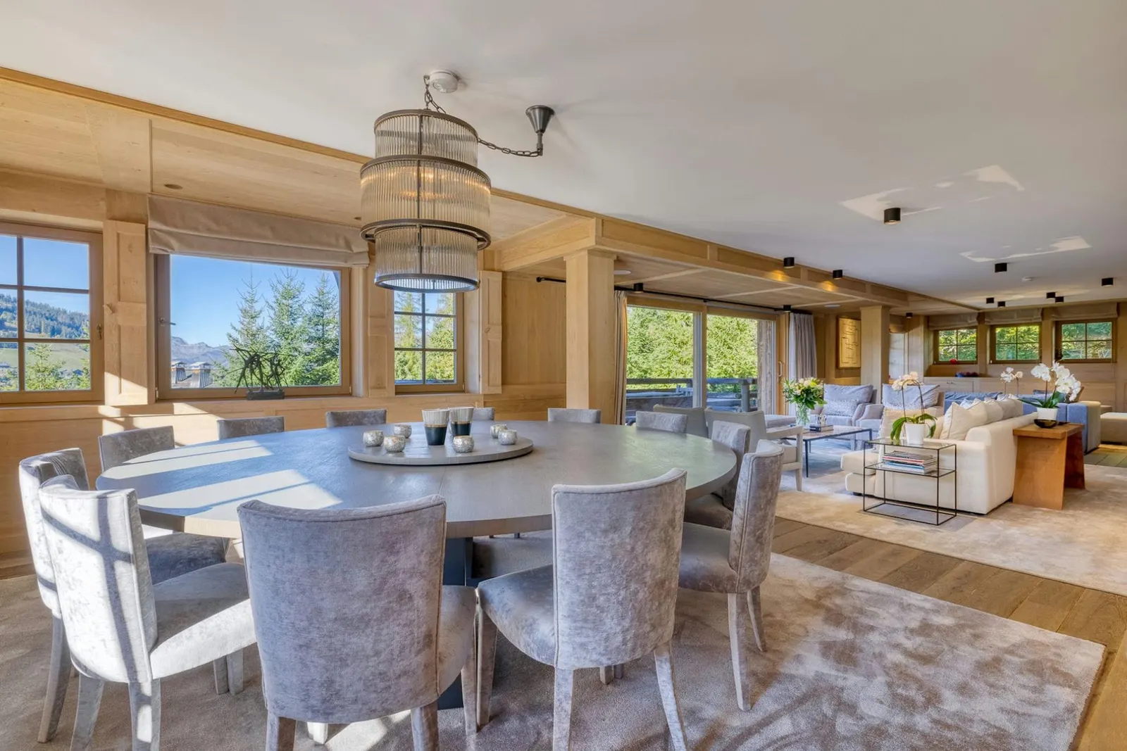 Chalet cu piscină încălzită și jacuzzi în Megève, fotografia 8