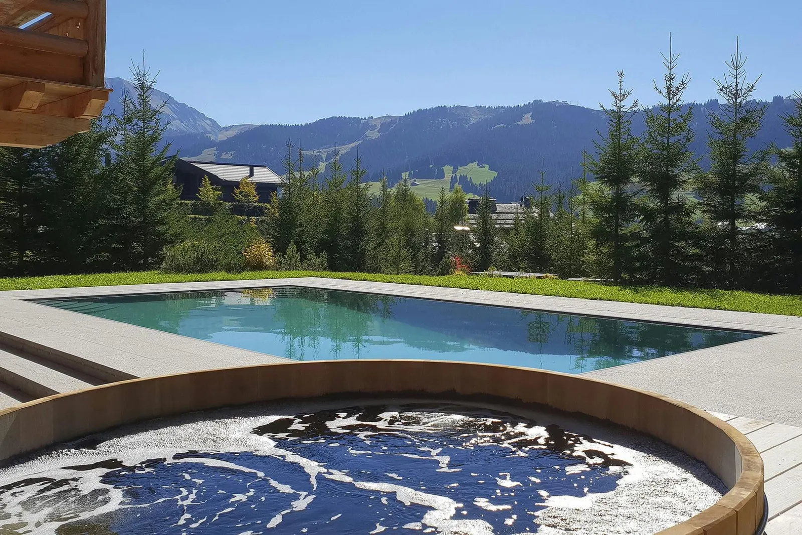 Chalet cu piscină încălzită și jacuzzi în Megève, fotografia 4
