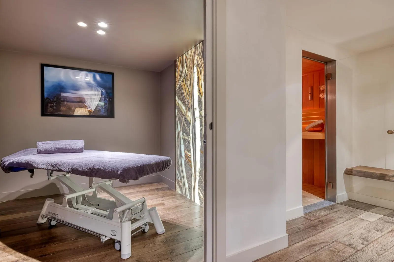 Chalet cu piscină încălzită și jacuzzi în Megève, fotografia 30