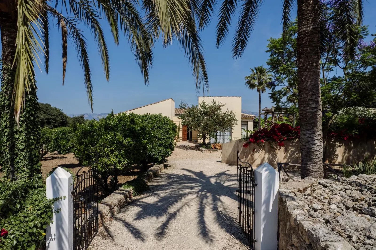 7-Bed Villa with Heated pool, Llubí, photo 13