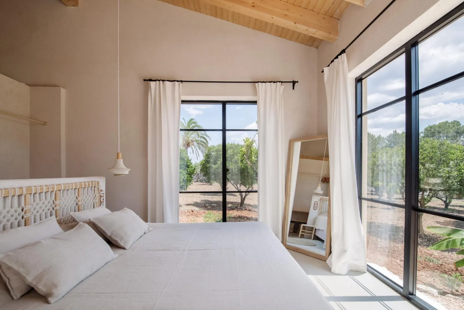 7-Bed Villa with Heated pool, Llubí, photo 21
