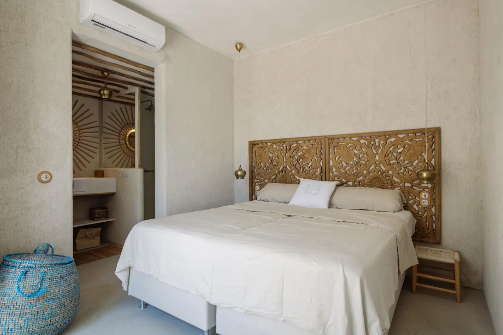 7-Bed Villa with Heated pool, Llubí, photo 20