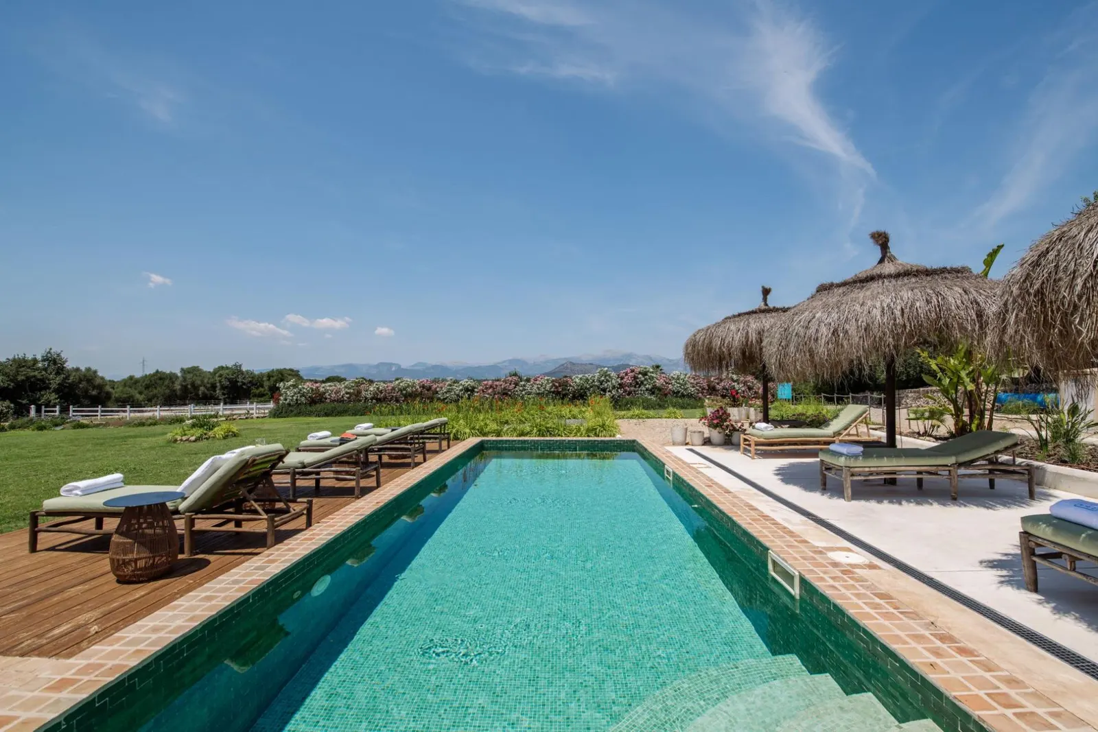 7-Bed Villa with Heated pool, Llubí, photo 3