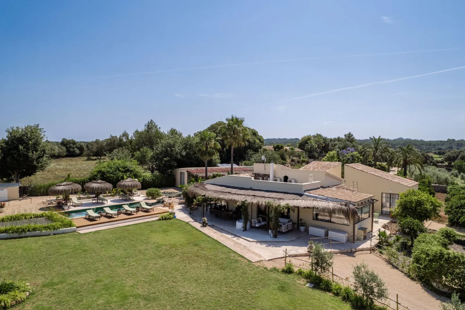 7-Bed Villa with Heated pool, Llubí, photo 4