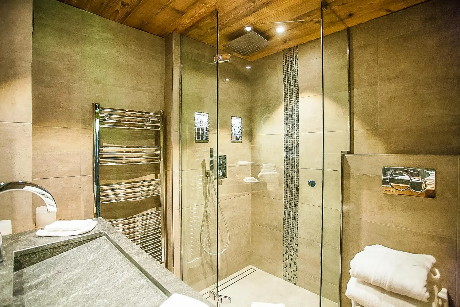 Vilă cu 6 dormitoare și jacuzzi, până la 15 persoane, fotografia 33