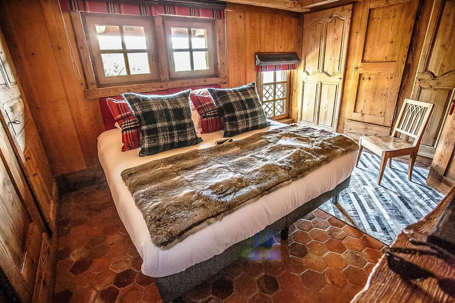 Vilă cu 6 dormitoare și jacuzzi, până la 15 persoane, fotografia 23
