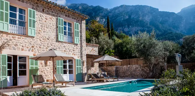 House with Swimming pool and Spa in Deià
