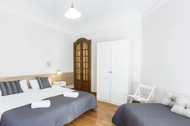 7 nopți la 4-Bedroom Apartment Sleeping 10, Barcelona, fotografia 7
