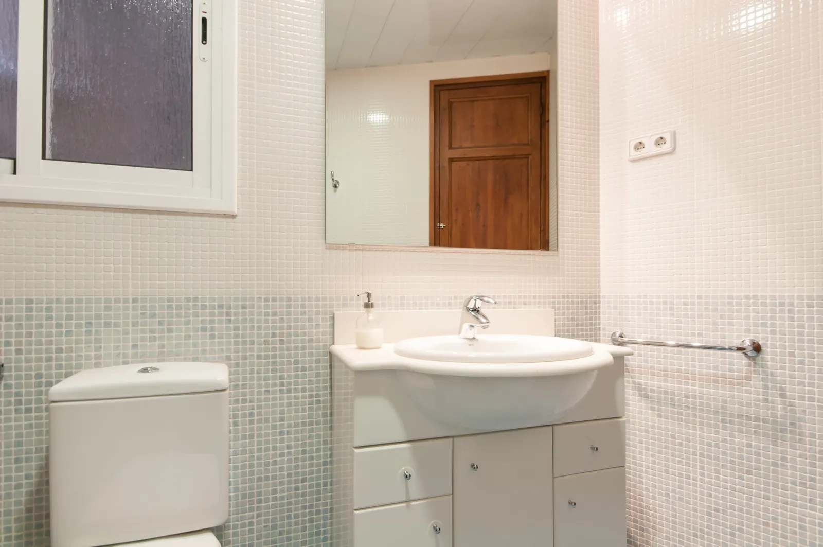 4-Bedroom Apartment Sleeping 10, Barcelona, fotografia 14