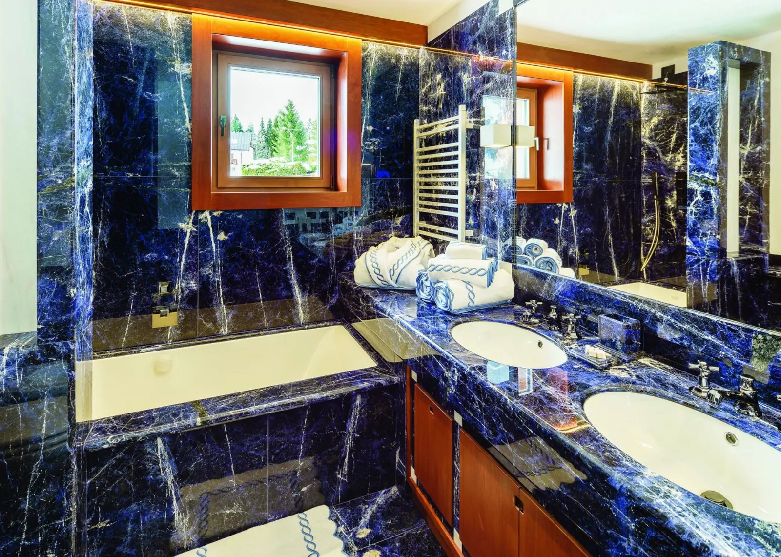 Chalet cu piscină încălzită și Jacuzzi în Cortina d'Ampezzo, fotografia 16