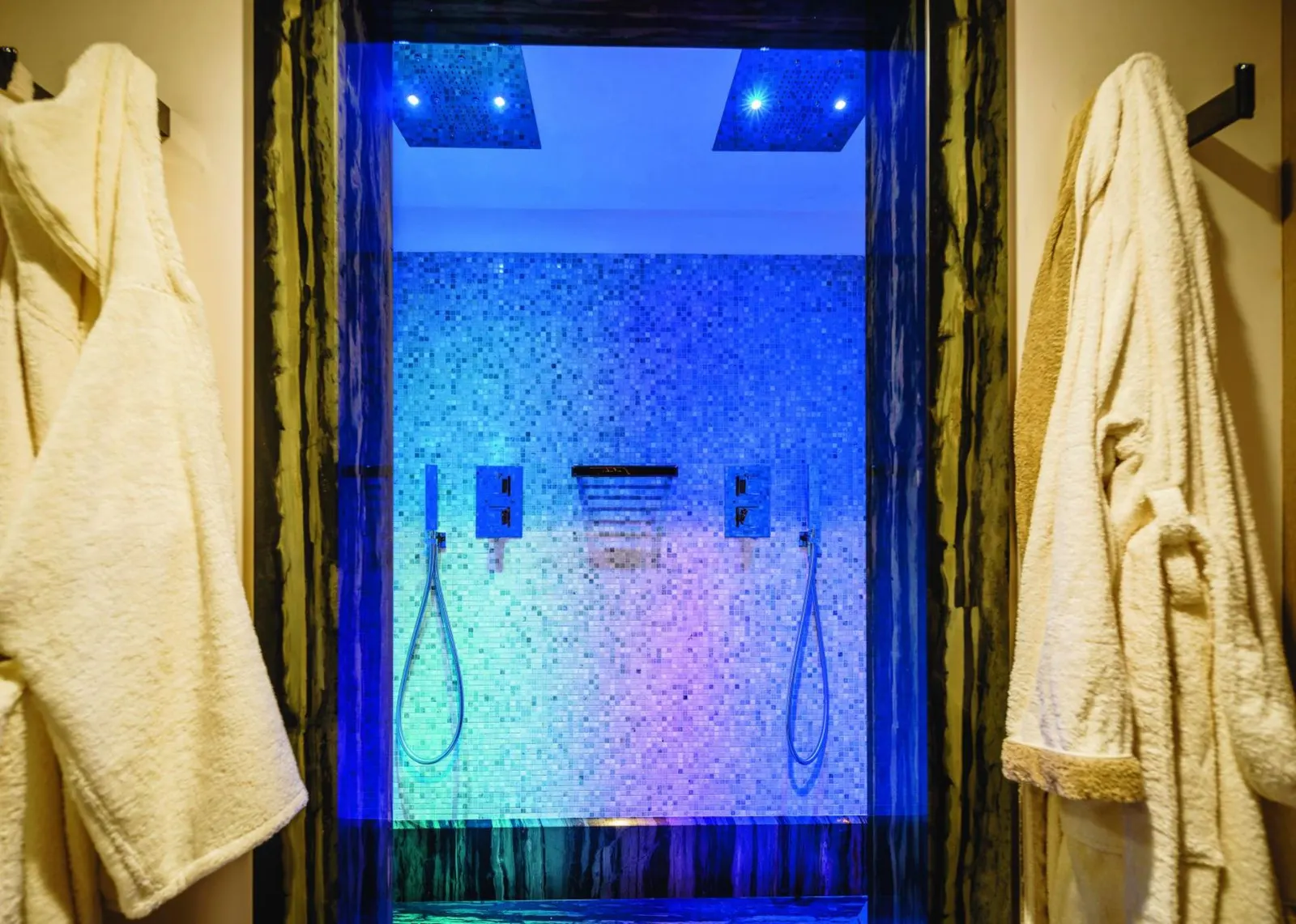 Chalet cu piscină încălzită și Jacuzzi în Cortina d'Ampezzo, fotografia 21