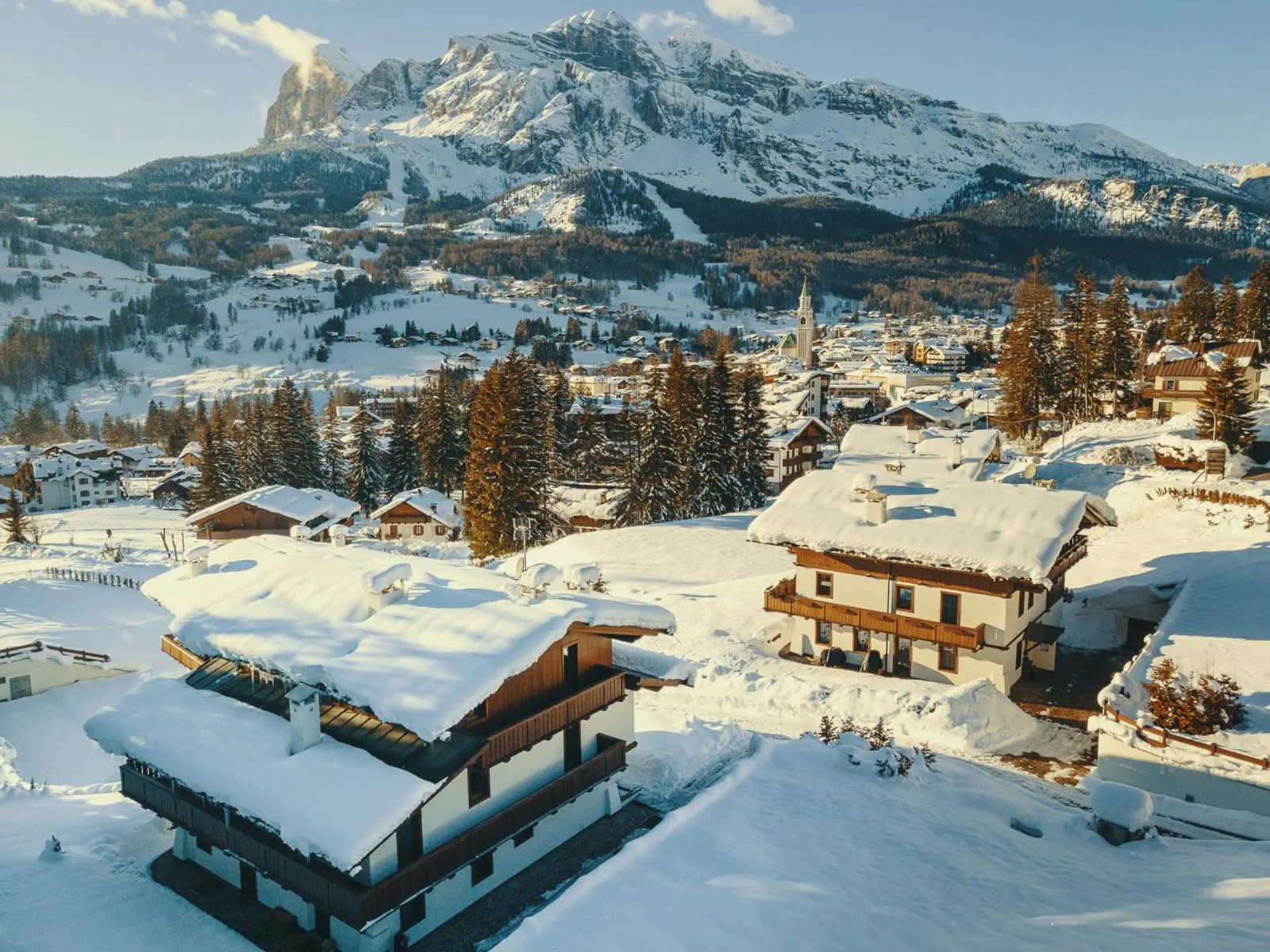 Chalet cu piscină încălzită și Jacuzzi în Cortina d'Ampezzo, fotografia 27