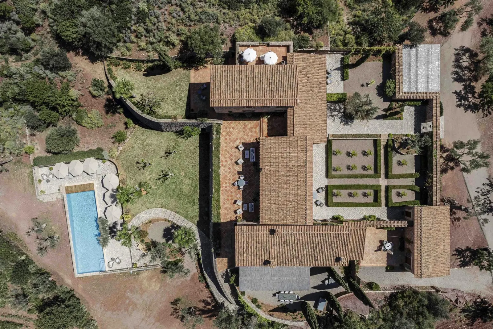 Villa with Heated pool and Tennis court in Banyalbufar, photo 20