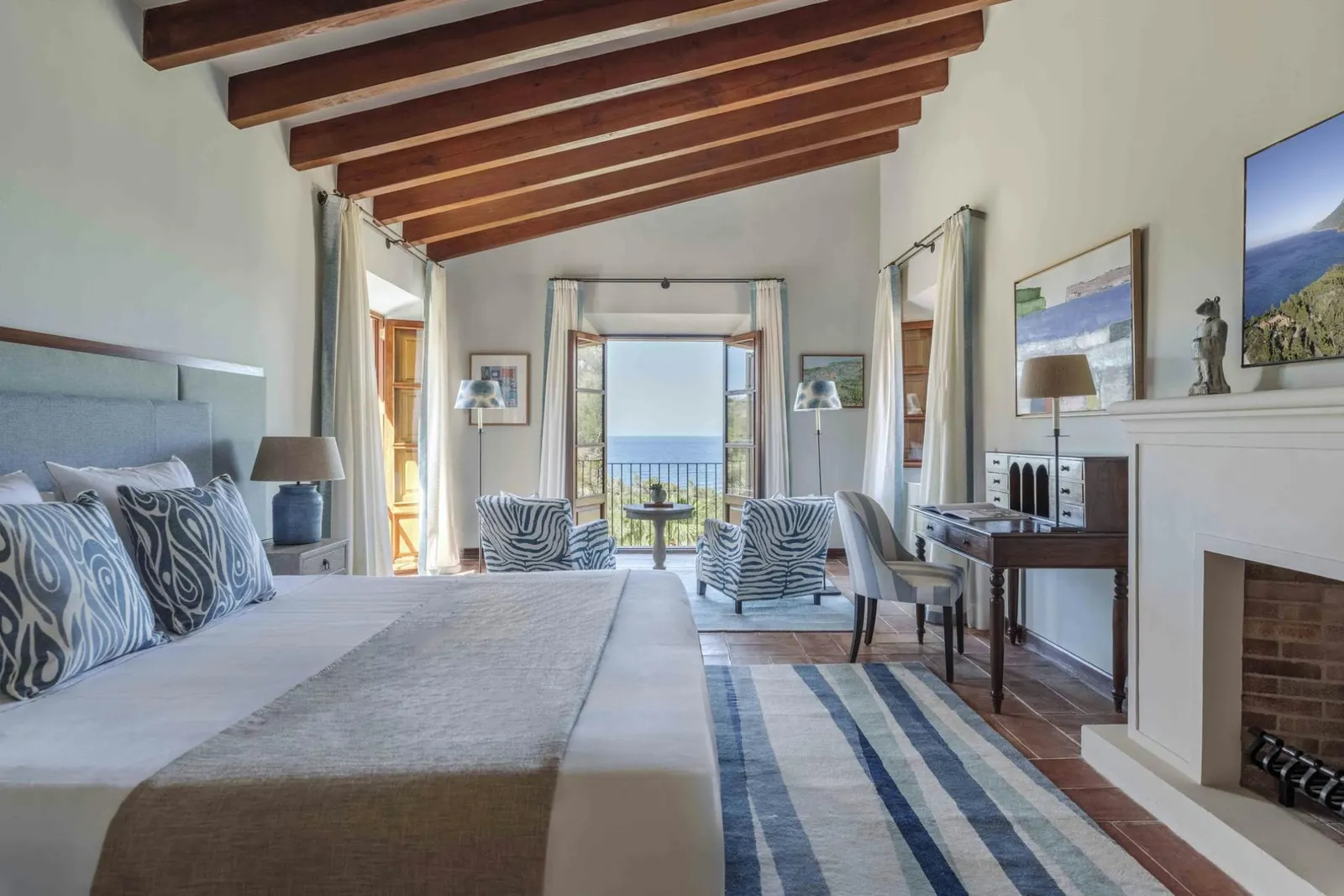Villa with Heated pool and Tennis court in Banyalbufar, photo 14