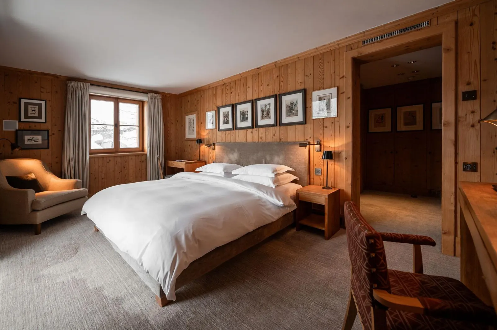 8-Bedroom Chalet with Heated pool, Sleeps 16, fotografia 11