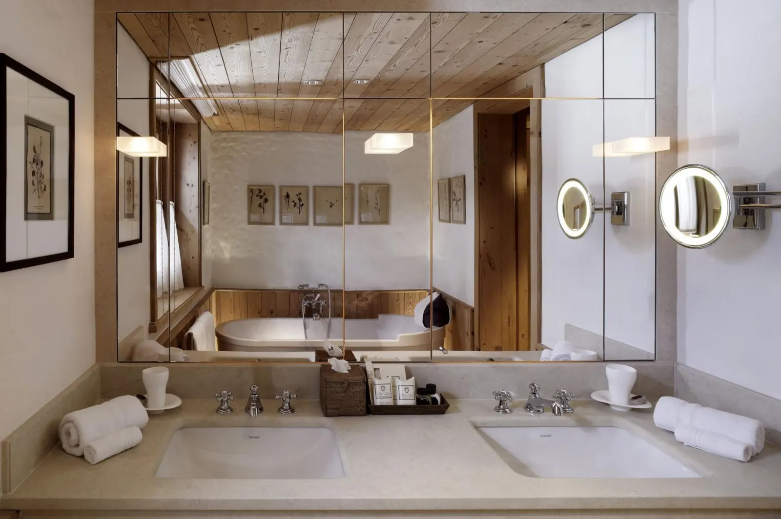 8-Bedroom Chalet with Heated pool, Sleeps 16, fotografia 17