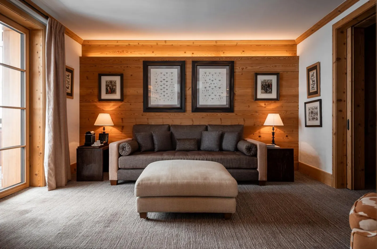 8-Bedroom Chalet with Heated pool, Sleeps 16, fotografia 13