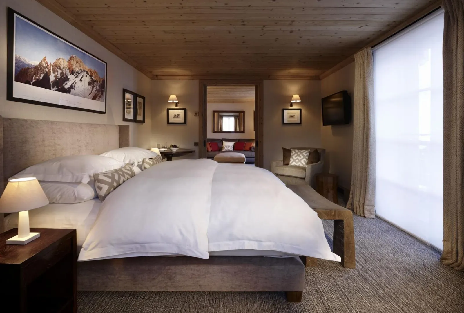 8-Bedroom Chalet with Heated pool, Sleeps 16, fotografia 14