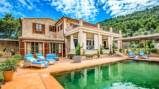 4-Bedroom Villa in Deià