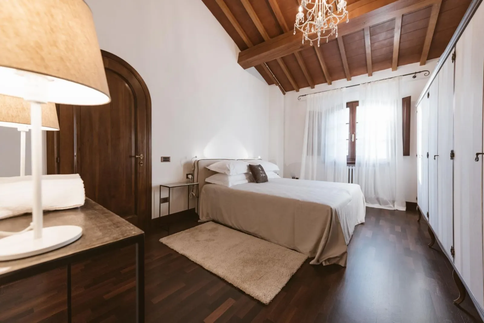 Vilă cu 8 dormitoare în Vinci, fotografia 19
