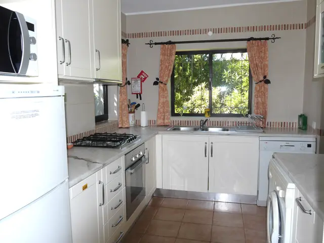 3-Bedroom Villa in Almancil