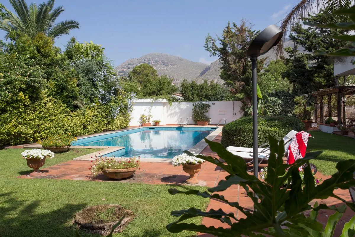 Vilă cu piscină și spa în Palermo, fotografia 8
