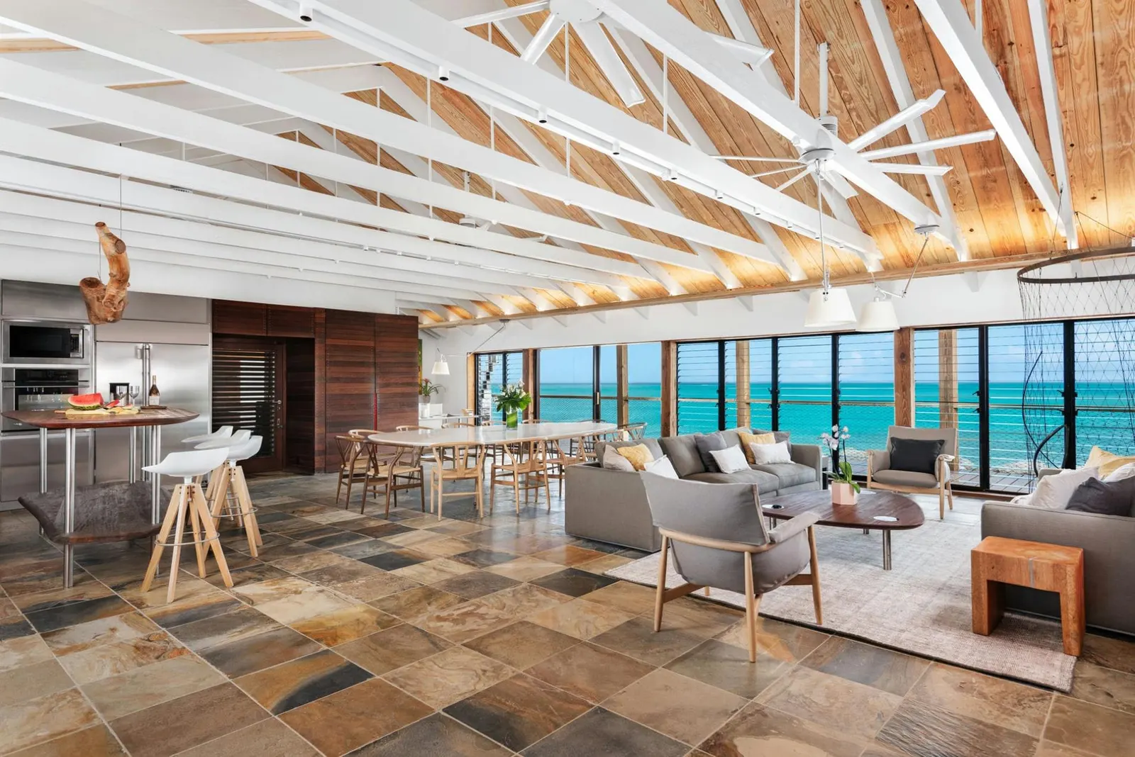 7 nopți la Villa for 16 Guests in Providenciales, fotografia 7
