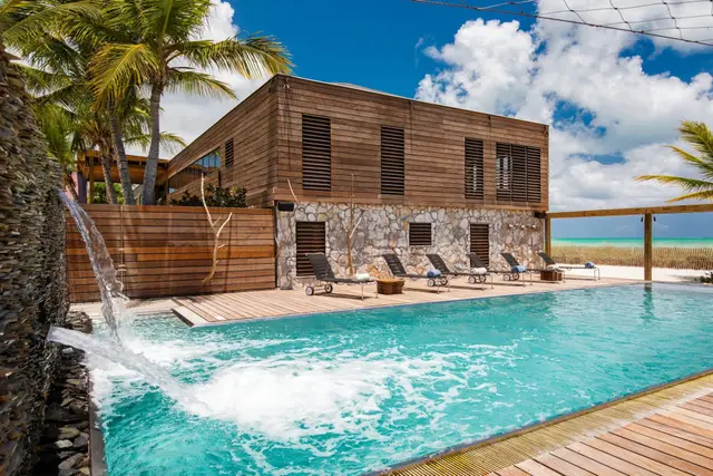 Vilă pentru 16 oaspeți în Providenciales