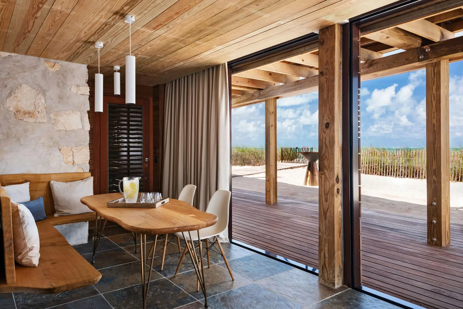 7 nopți la Villa for 16 Guests in Providenciales, fotografia 11