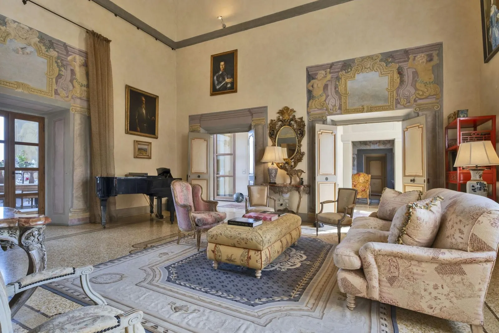 10-Bedroom Villa in the Tuscany, photo 11