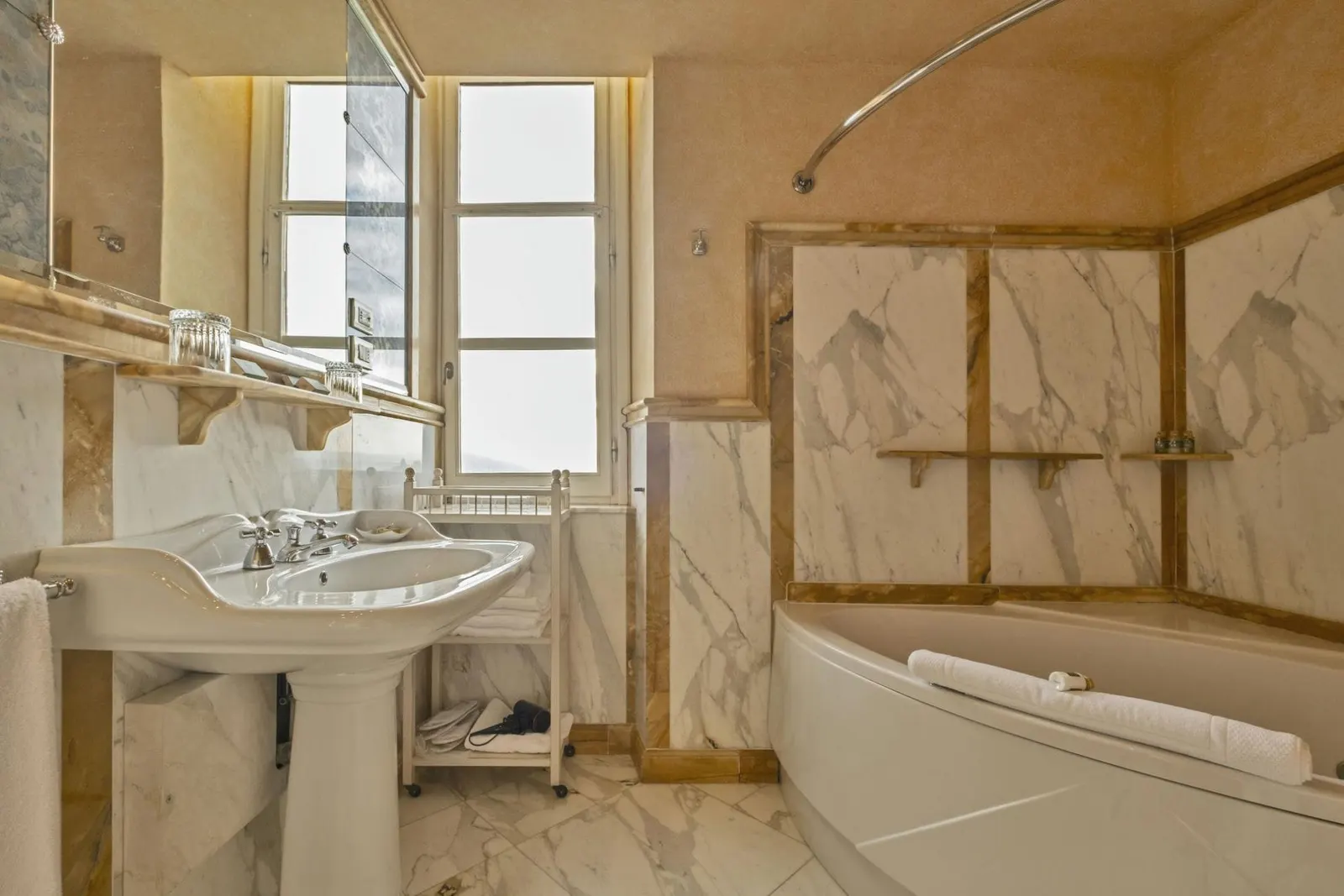 10-Bedroom Villa in the Tuscany, photo 34
