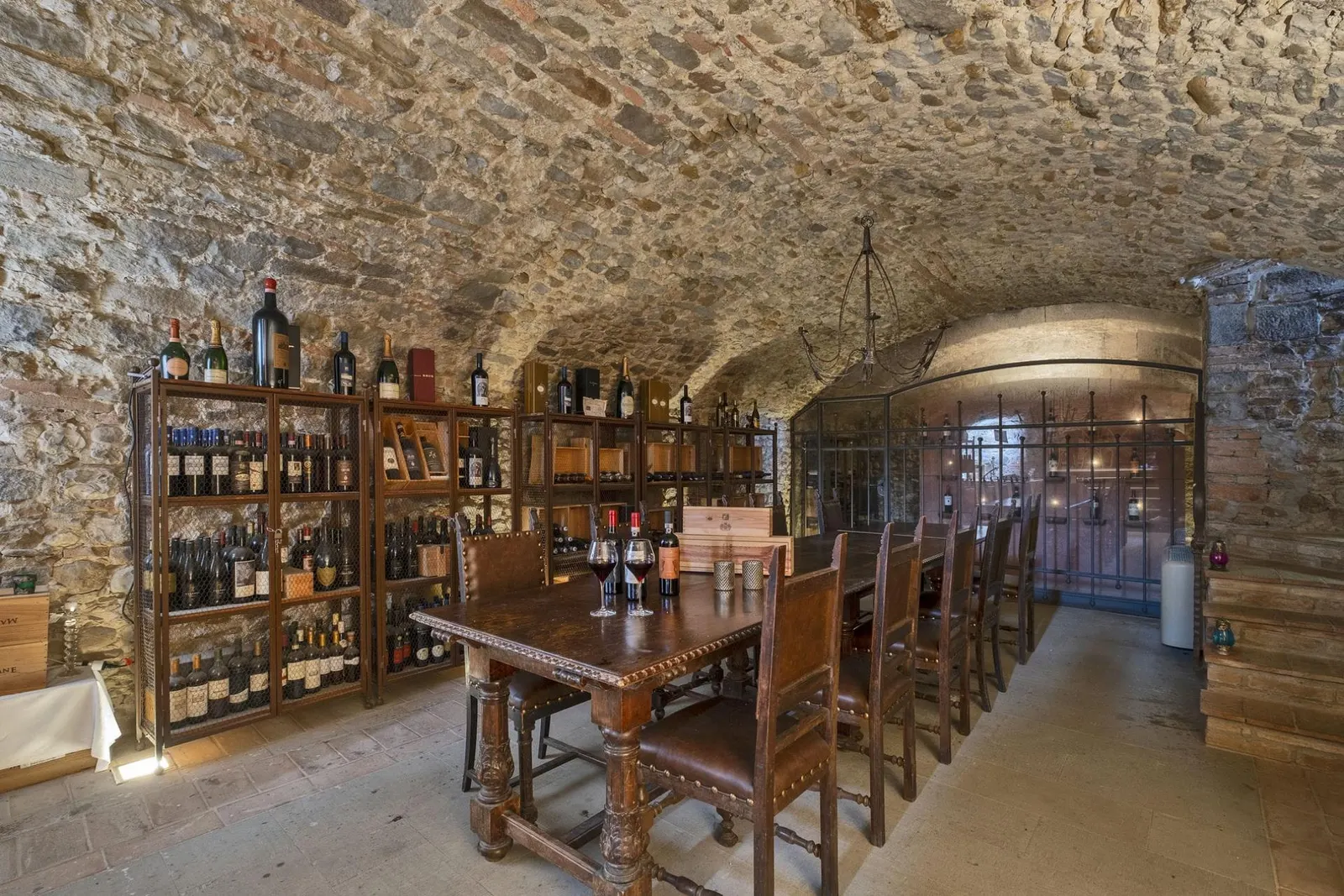 10-Bedroom Villa in the Tuscany, photo 47