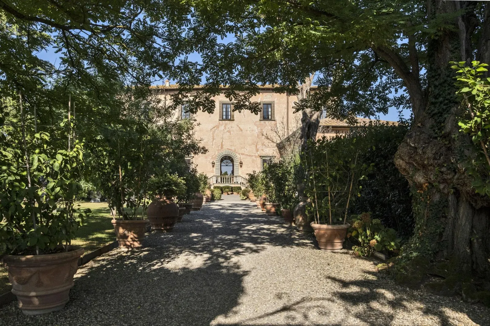 10-Bedroom Villa in the Tuscany, photo 10