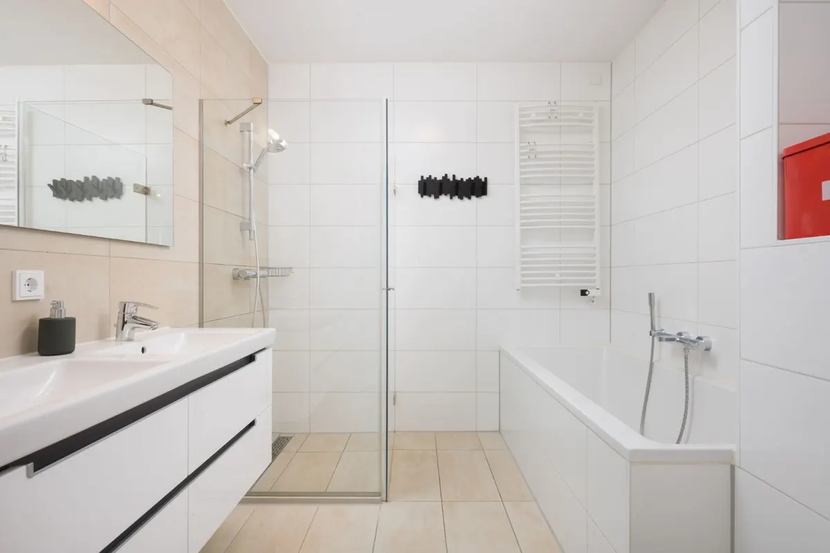 Apartament cu 2 dormitoare cu vedere la munte, Rotterdam, Olanda de Sud, fotografia 15