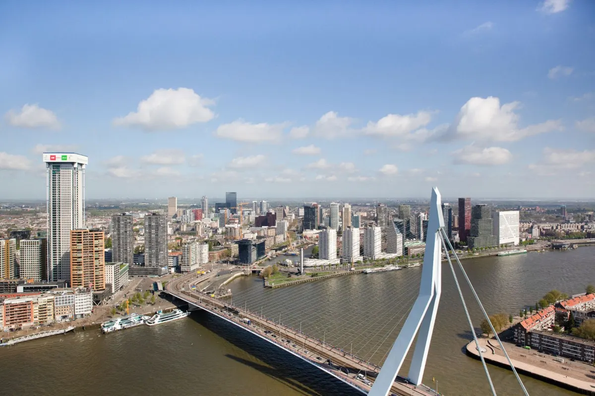 Apartament cu 2 dormitoare cu vedere la munte, Rotterdam, Olanda de Sud, fotografia 13
