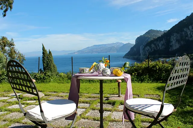 House for 5 Guests in Capri