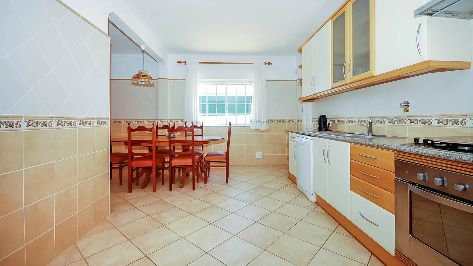 4-Bed Villa with Swimming pool, Albufeira, photo 13