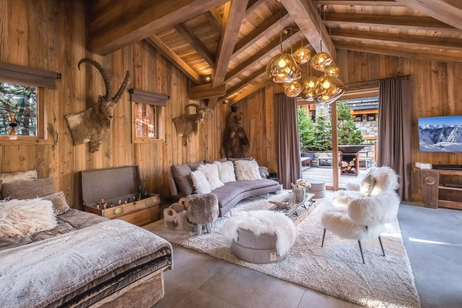 Chalet cu 6 dormitoare și jacuzzi, pentru 14 persoane, fotografia 4