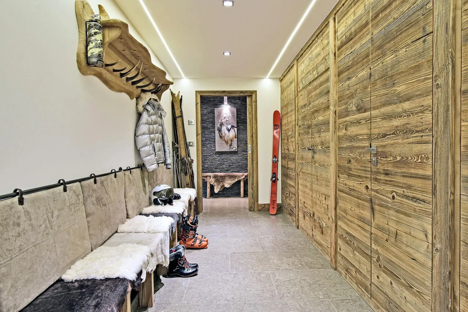 Chalet cu 6 dormitoare și jacuzzi, pentru 14 persoane, fotografia 16