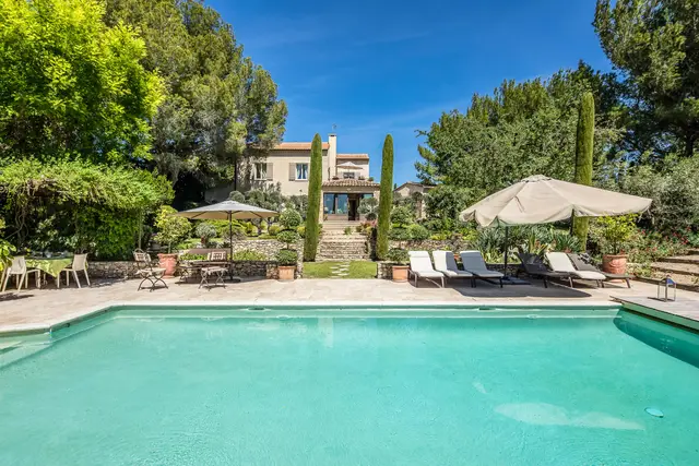 7 nopți la 5-Bedroom Villa with Heated pool, Fontvieille, Provence-Alpes-Côte d'Azur