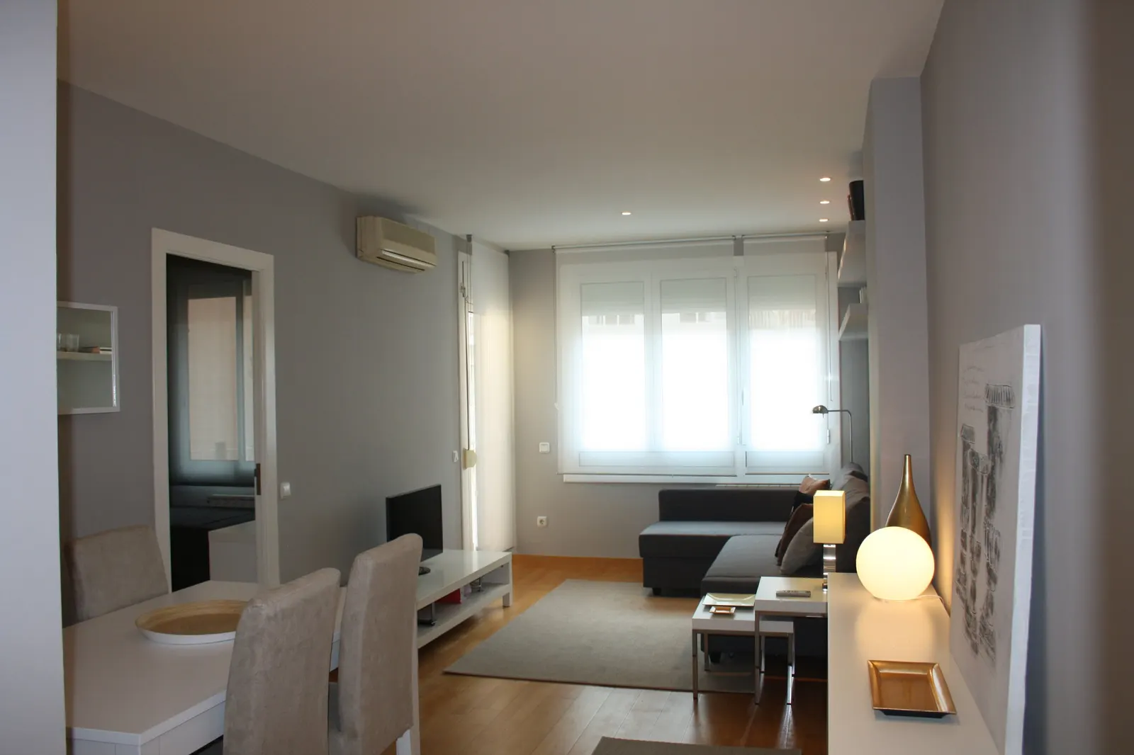 7 nopți la 3-Bed Villa with Spa, Barcelona, fotografia 5