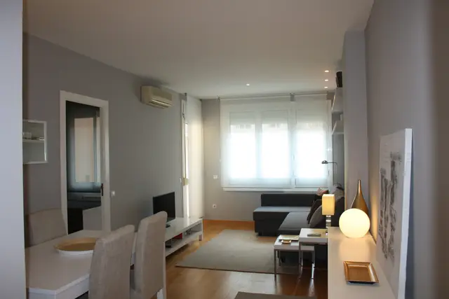 7 nopți la 3-Bed Villa with Spa, Barcelona, fotografia 5
