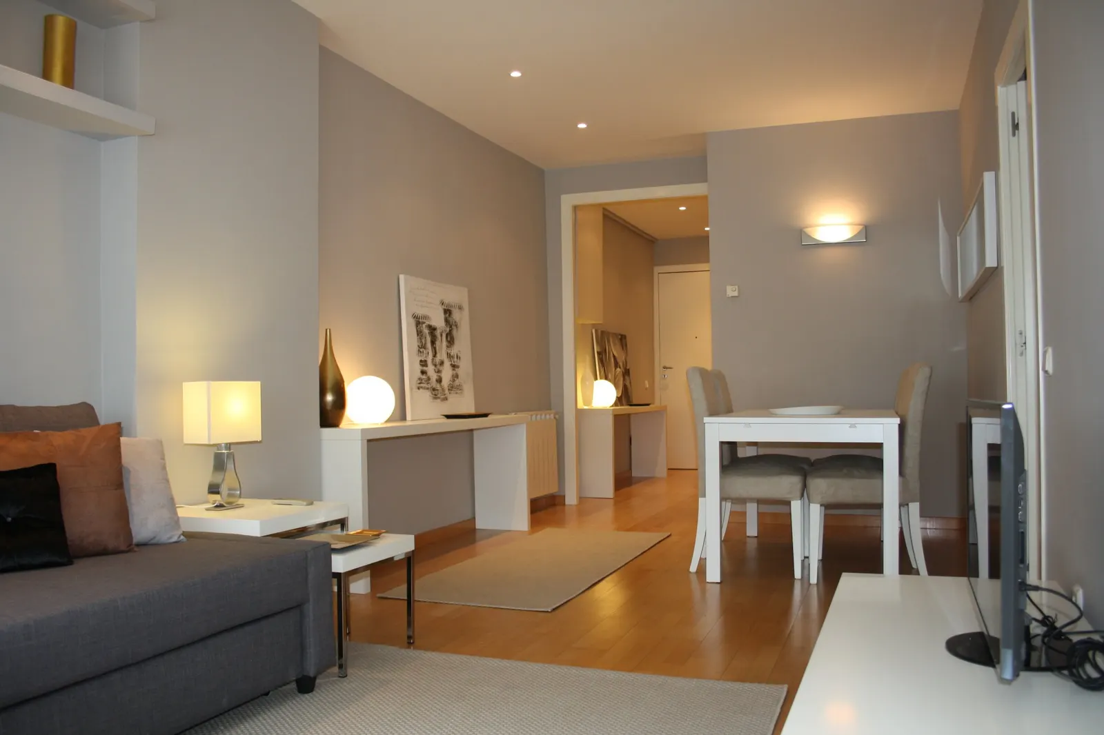 7 nopți la 3-Bed Villa with Spa, Barcelona, fotografia 6