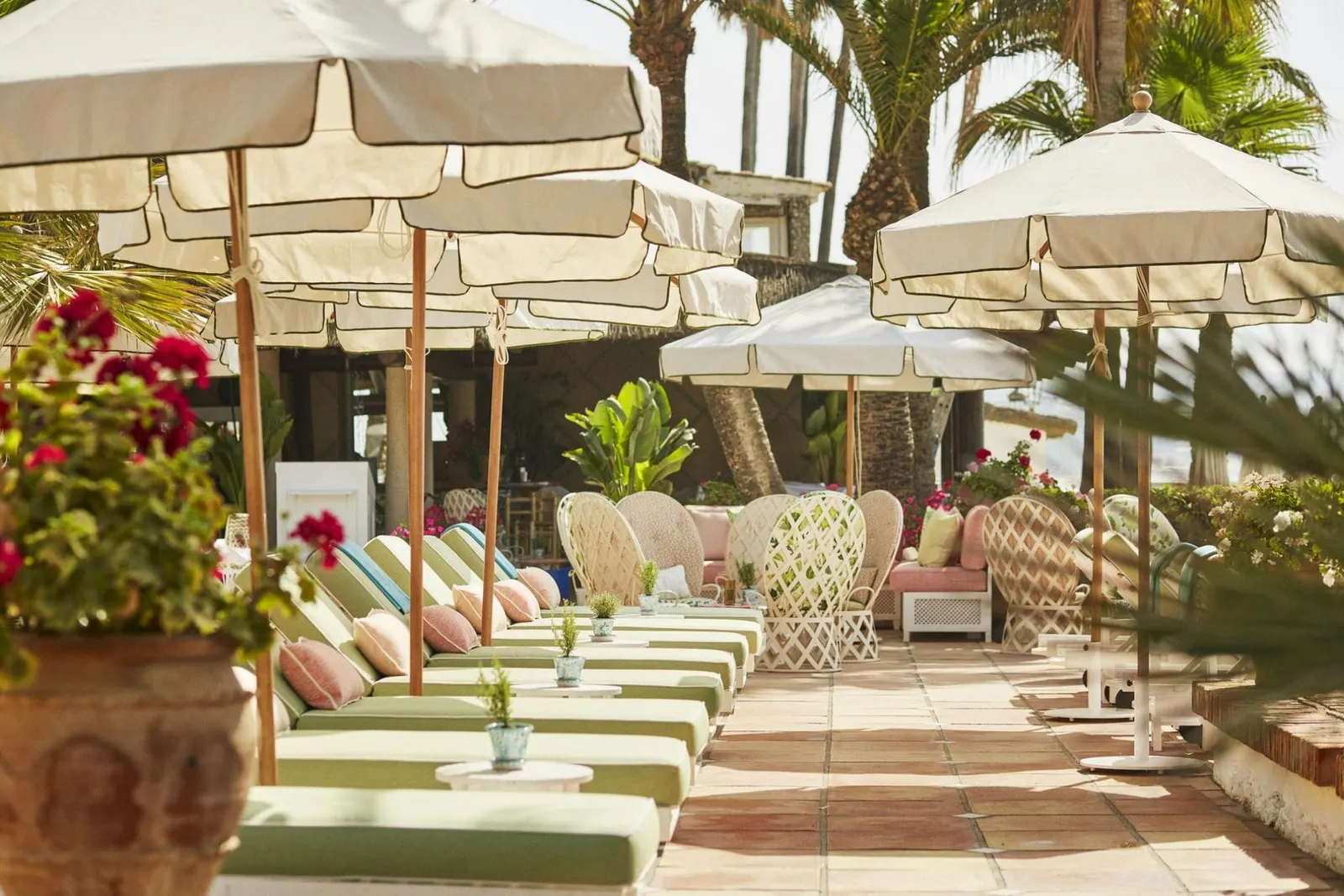 Vilă cu 4 dormitoare și piscină încălzită, Marbella, fotografia 8