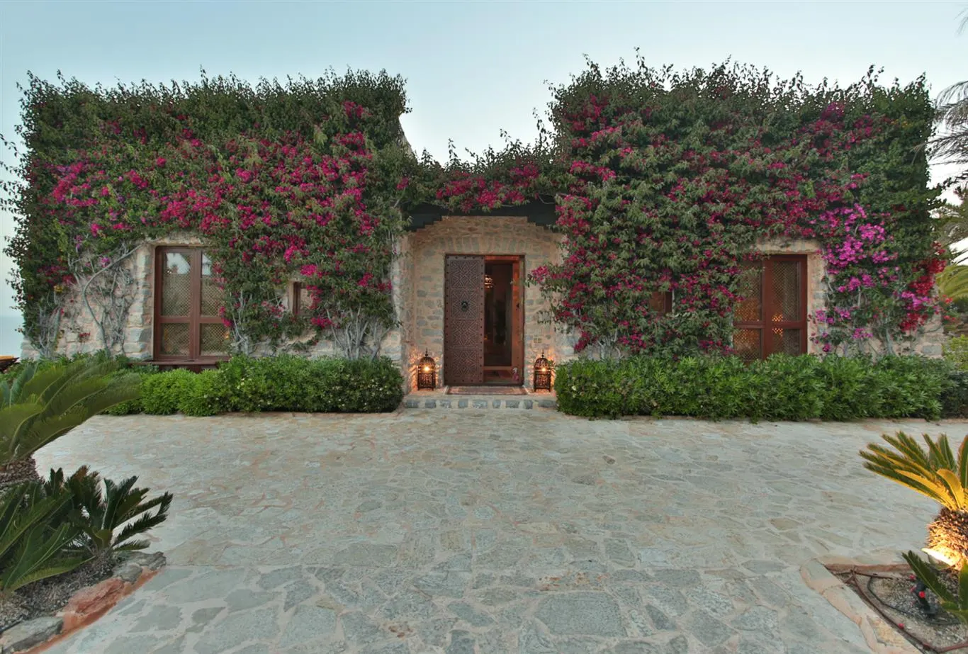 Villa with Swimming pool and Jacuzzi in Urbanització Porroig, photo 29