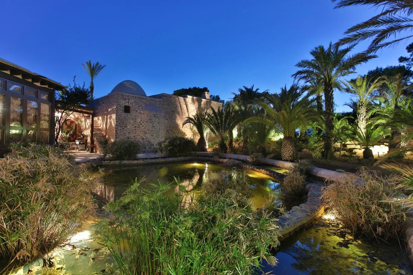 Villa with Swimming pool and Jacuzzi in Urbanització Porroig, photo 13