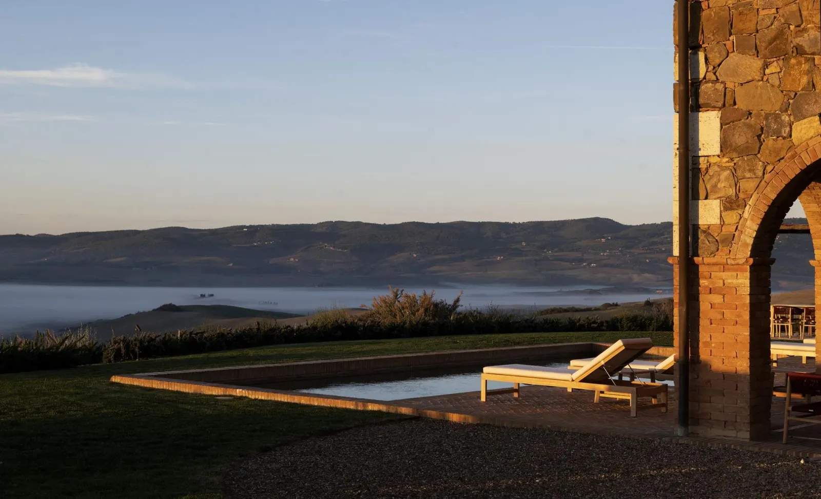 Vilă cu 6 dormitoare în Toscana, fotografia 3