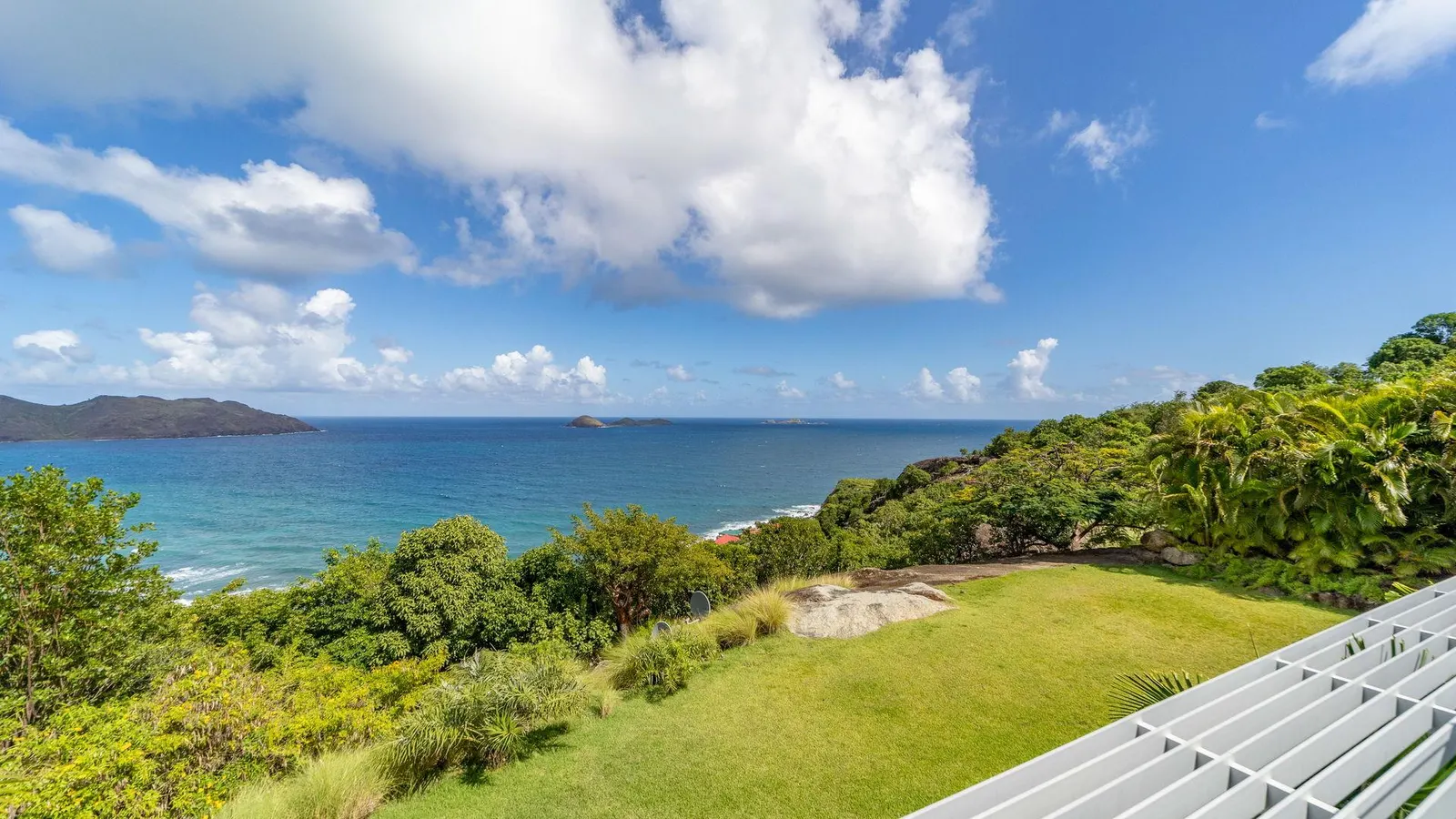 Vilă cu piscină încălzită și vedere la mare în Gustavia, fotografia 25