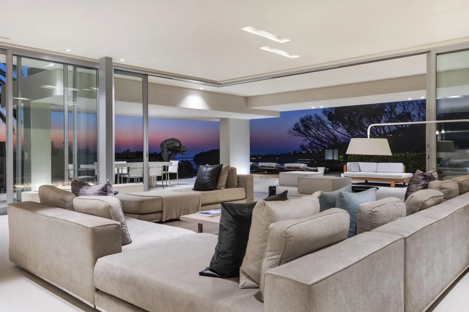 7 nopți la 7-Bedroom Villa in the South Africa, fotografia 11