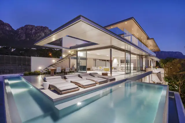 7 nopți la 7-Bedroom Villa in the South Africa